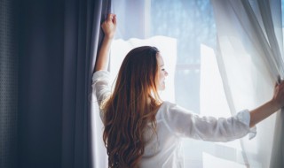 客厅窗帘什么材质的好，客厅选什么材质的窗帘布好